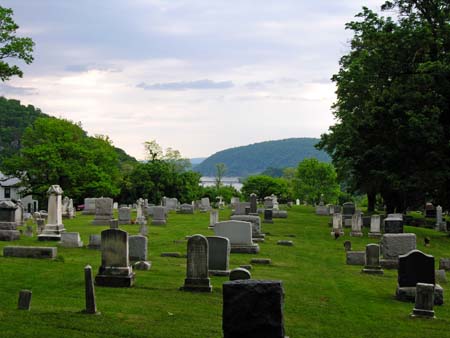 Harpers Cemetery at Bolivar