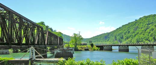 RR bridge and highway bridge